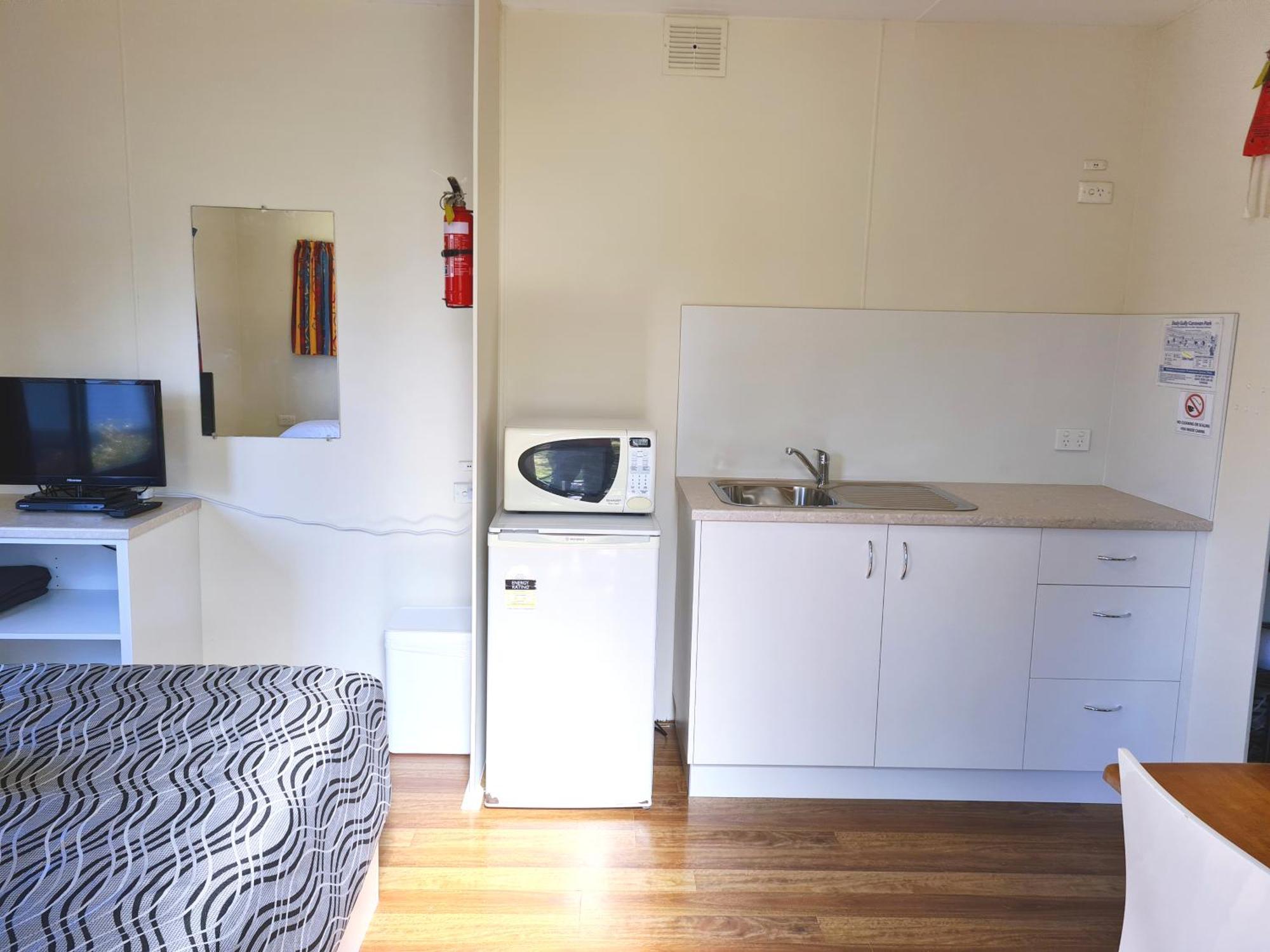 Mallacoota'S Shady Gully Caravan Park Ngoại thất bức ảnh