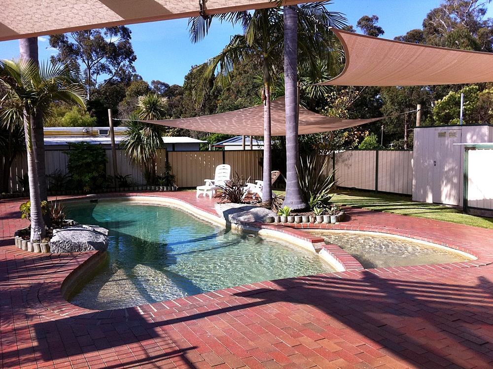 Mallacoota'S Shady Gully Caravan Park Ngoại thất bức ảnh